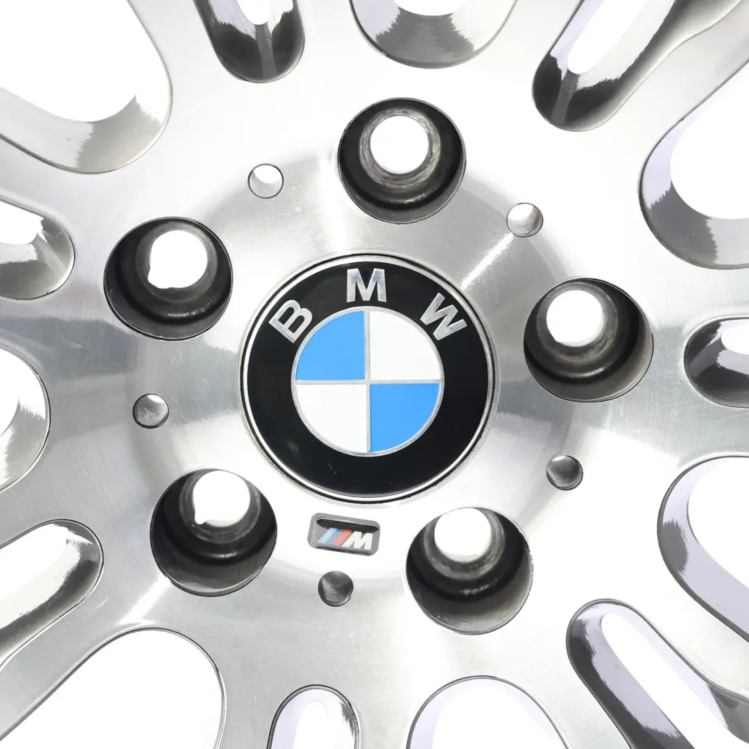 Ferricgrey Llanta Aleación 19" 8J ET:36 M Star Spoke 403 para BMW F30 F31 F32 con número de pieza 7845882 BMW F30 F31 F32 Ferricgrey Llanta Aleación 19" 8J ET:36 M Star Spoke 403 - SKU 7845882-GY1 - Número de pieza 7845882