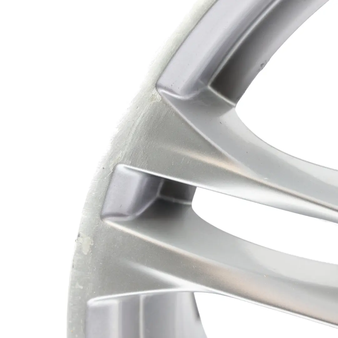 Cerchio in Lega 18" 8J ET:30 M Doppia Razza 613 per BMW F10 F11 F06 F12 F13 con numero di parte 7848572 BMW F10 F11 F06 F12 F13 Cerchio in Lega 18" 8J ET:30 M Doppia Razza 613 - SKU 7848572-SL3 - Numero di parte 7848572
