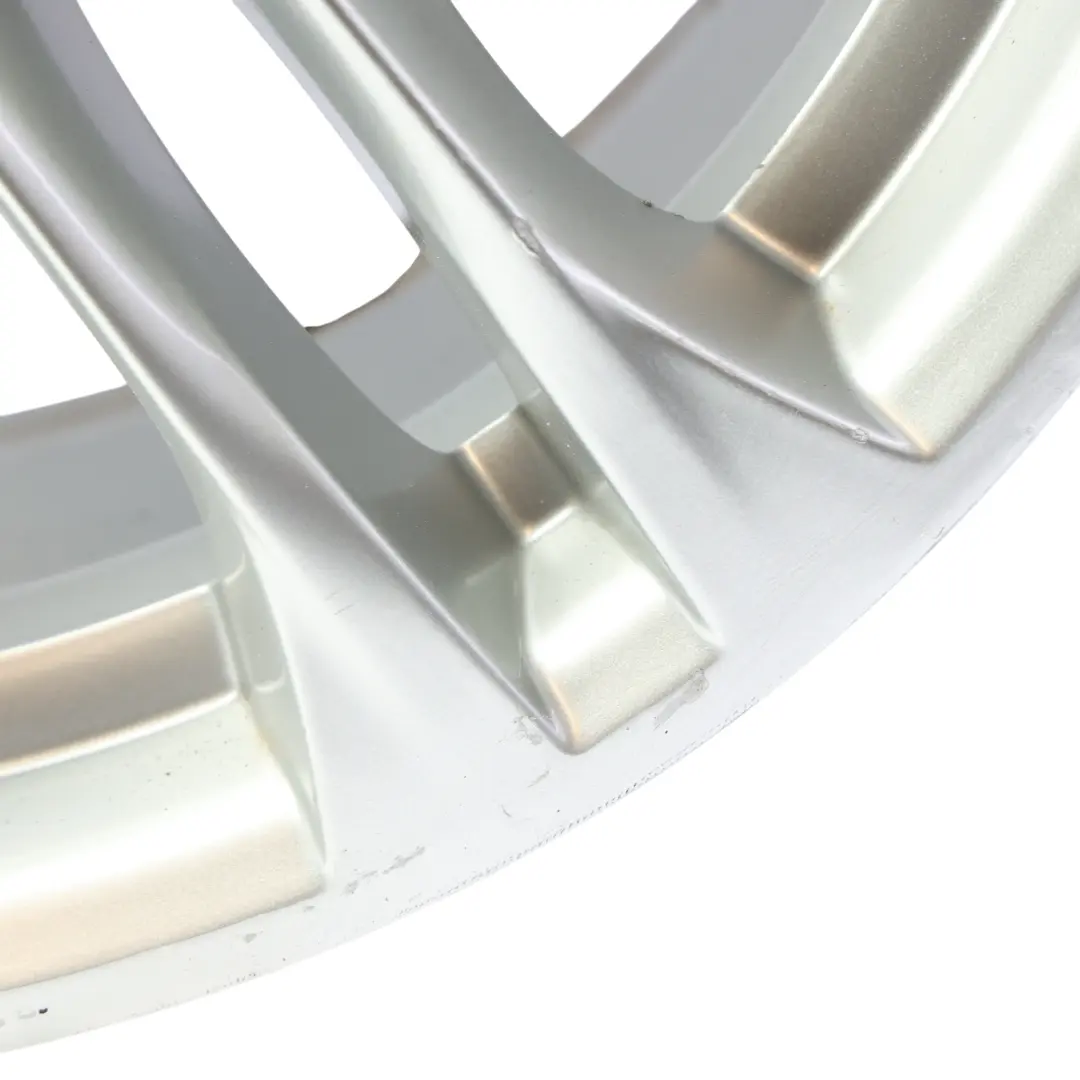 Felga Aluminiowa 18" 8J ET30 M 613 do BMW F10 F11 F06 F12 F13 o numerze 7848572 BMW F10 F11 F06 F12 F13 Felga Aluminiowa 18" 8J ET30 M 613 - SKU 7848572-SL3 - Numer Części 7848572