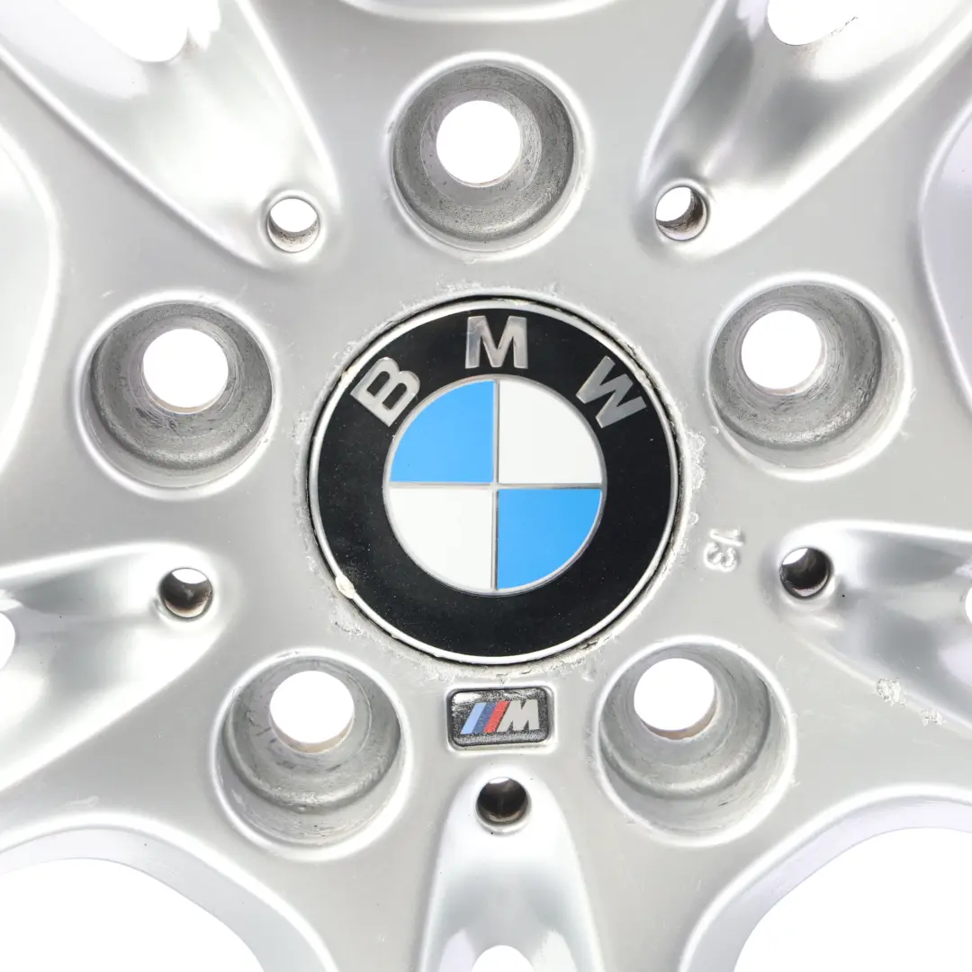 BMW E87 Llanta De Aleacion Delantera Plateada 18" M Doble Radio 261 7,5J - SKU 7891050-SL1 - Número de pieza 7891050