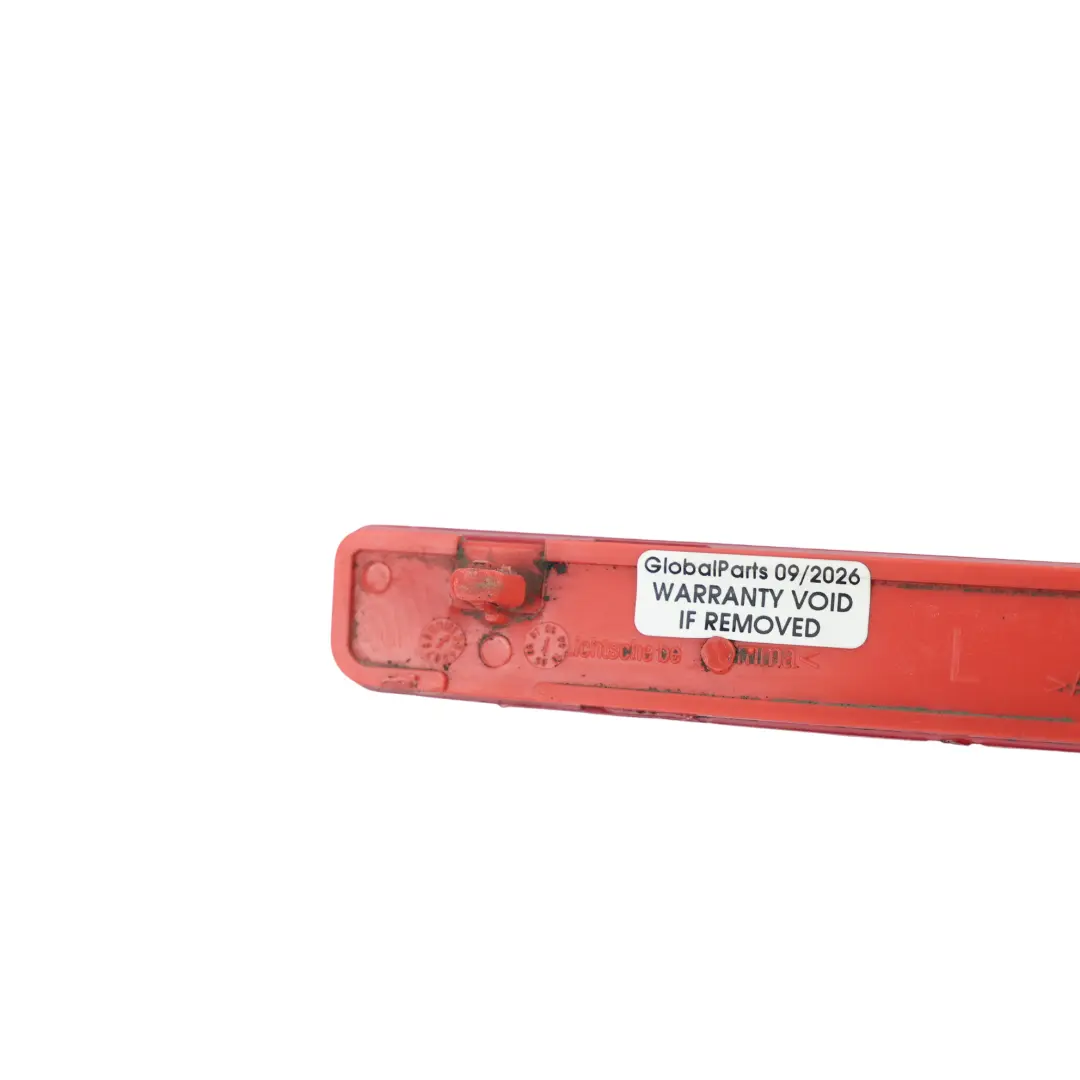 Catarifrangente Paraurti Posteriore Sinistro per Volkswagen Transporter T5 con numero di parte 7E0945105 Volkswagen Transporter T5 Catarifrangente Paraurti Posteriore Sinistro - SKU 7E0945105 - Numero di parte 7E0945105