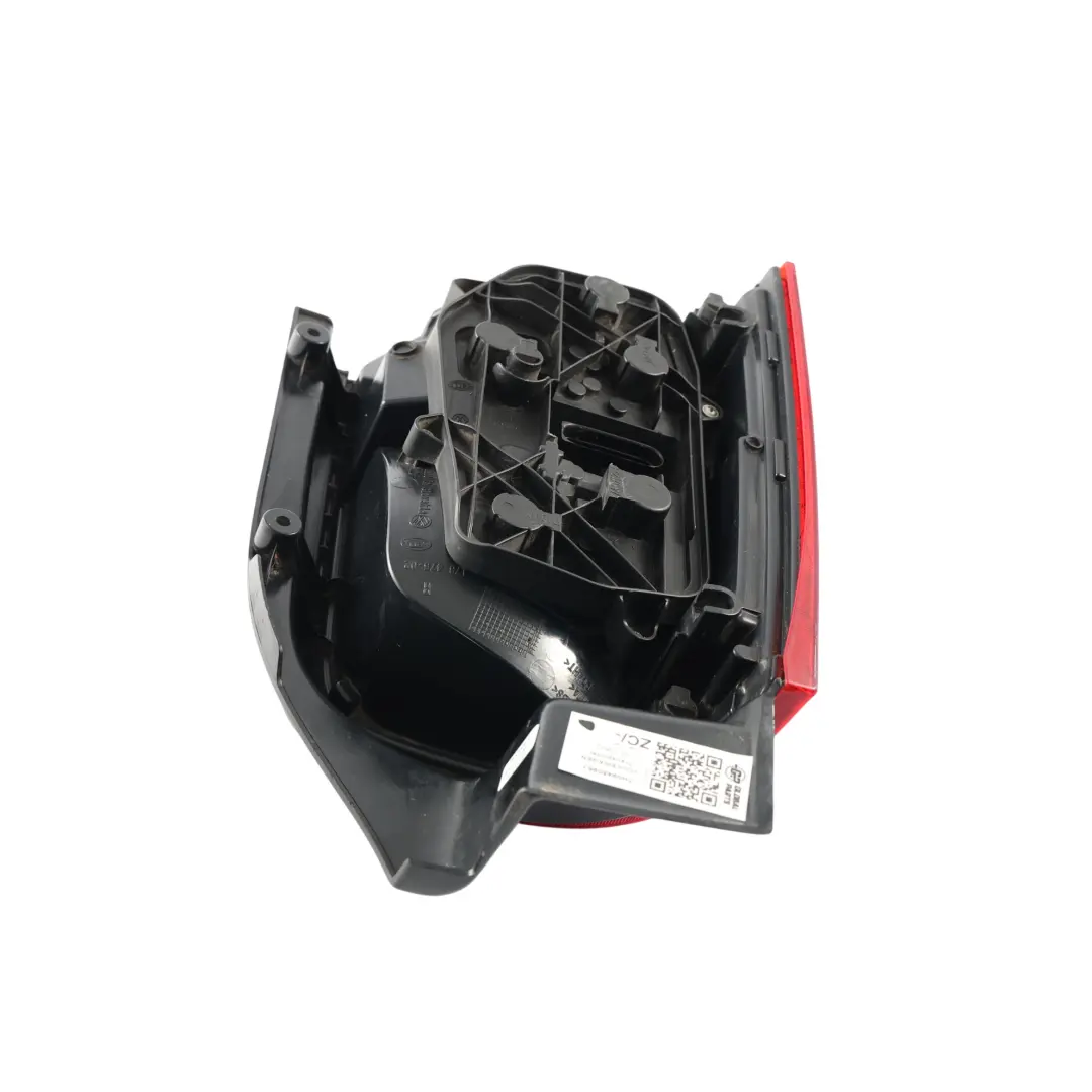 Volkswagen Transporter T5 Rückleuchte Rechts - SKU 7H0945096J - Teilenummer 7H0945096J