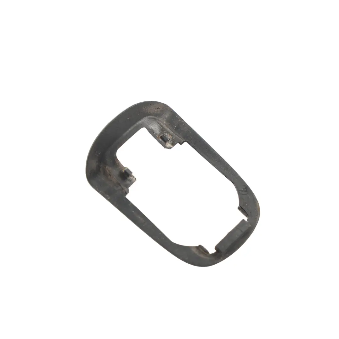 Uszczelka Klamki Drzwi Przód Tył Lewa 7L0837209 do Porsche Cayenne 9PA 955 o numerze 7L0837211 Porsche Cayenne 9PA 955 Uszczelka Klamki Drzwi Przód Tył Lewa 7L0837209 - SKU 7L0837211 - Numer Części 7L0837211
