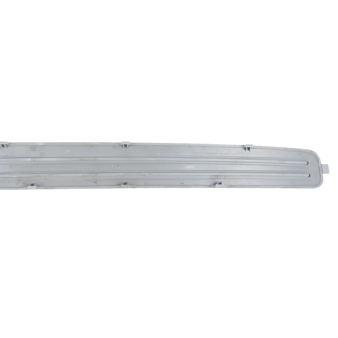 Battiscopa Ingresso Anteriore Sinistro per Porsche Cayenne 9PA con numero di parte 7L0853655 Porsche Cayenne 9PA Battiscopa Ingresso Anteriore Sinistro - SKU 7L0853655 - Numero di parte 7L0853655