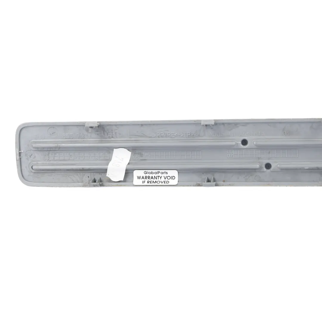 Baguette Seuil Porte Arrière Gauche pour Porsche Cayenne 9PA à propos du numéro de pièce 7L0853793 Porsche Cayenne 9PA Baguette Seuil Porte Arrière Gauche - SKU 7L0853793-1 - Numéro de pièce 7L0853793