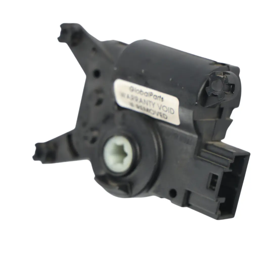 2H Motor Actuador Compuerta Calefactor Ventilación 52411483R09 para Volkswagen Amarok con número de pieza 7L0907511AJ Volkswagen Amarok 2H Motor Actuador Compuerta Calefactor Ventilación 52411483R09 - SKU 7L0907511AJ-1 - Número de pieza 7L0907511AJ
