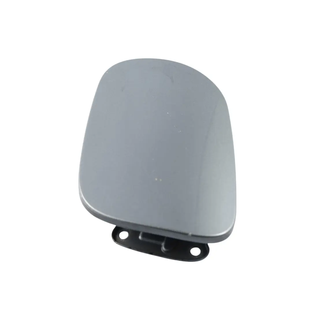 Sportello Carburante Grigio Salt Lake Met D7Z per Porsche Cayenne 9PA con numero di parte 7L5809905B Porsche Cayenne 9PA Sportello Carburante Grigio Salt Lake Met D7Z - SKU 7L5809905B-SAL - Numero di parte 7L5809905B