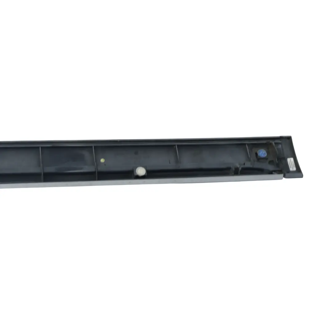 Baguette Hayon Coffre Cache Panneau Argent Cristal A7W pour Porsche Cayenne 9PA à propos du numéro de pièce 7L5853955AB Porsche Cayenne 9PA Baguette Hayon Coffre Cache Panneau Argent Cristal A7W - SKU 7L5853955AB-CSM - Numéro de pièce 7L5853955AB
