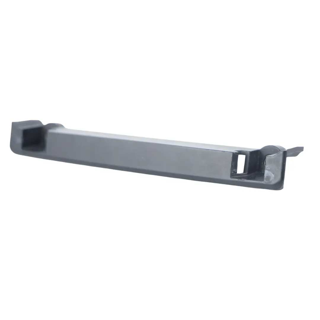Porsche Cayenne 9PA Support Fixation Panneau Tableau de Bord - SKU 7L5863083 - Numéro de pièce 7L5863083
