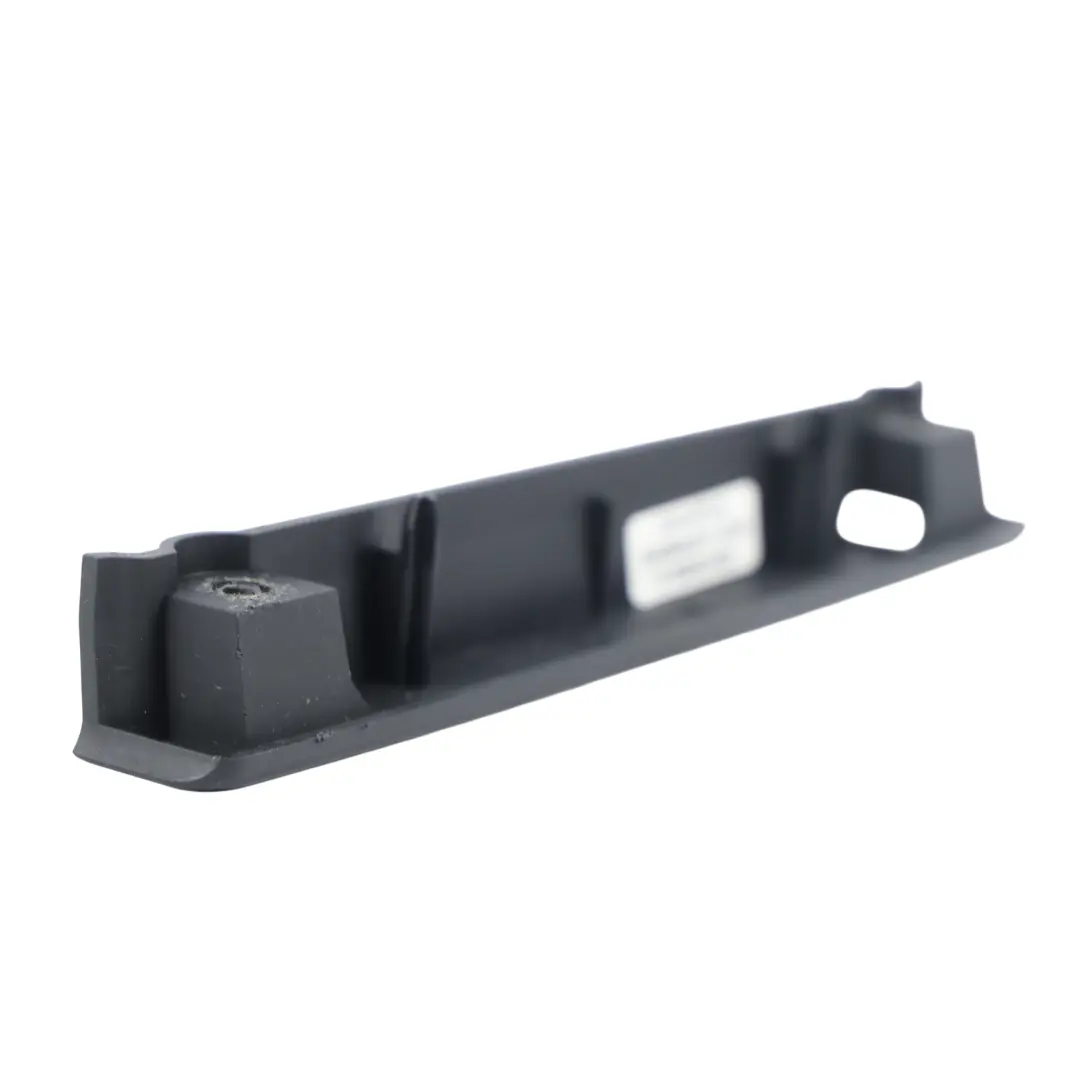 Porsche Cayenne 9PA Support Fixation Panneau Tableau de Bord - SKU 7L5863083 - Numéro de pièce 7L5863083