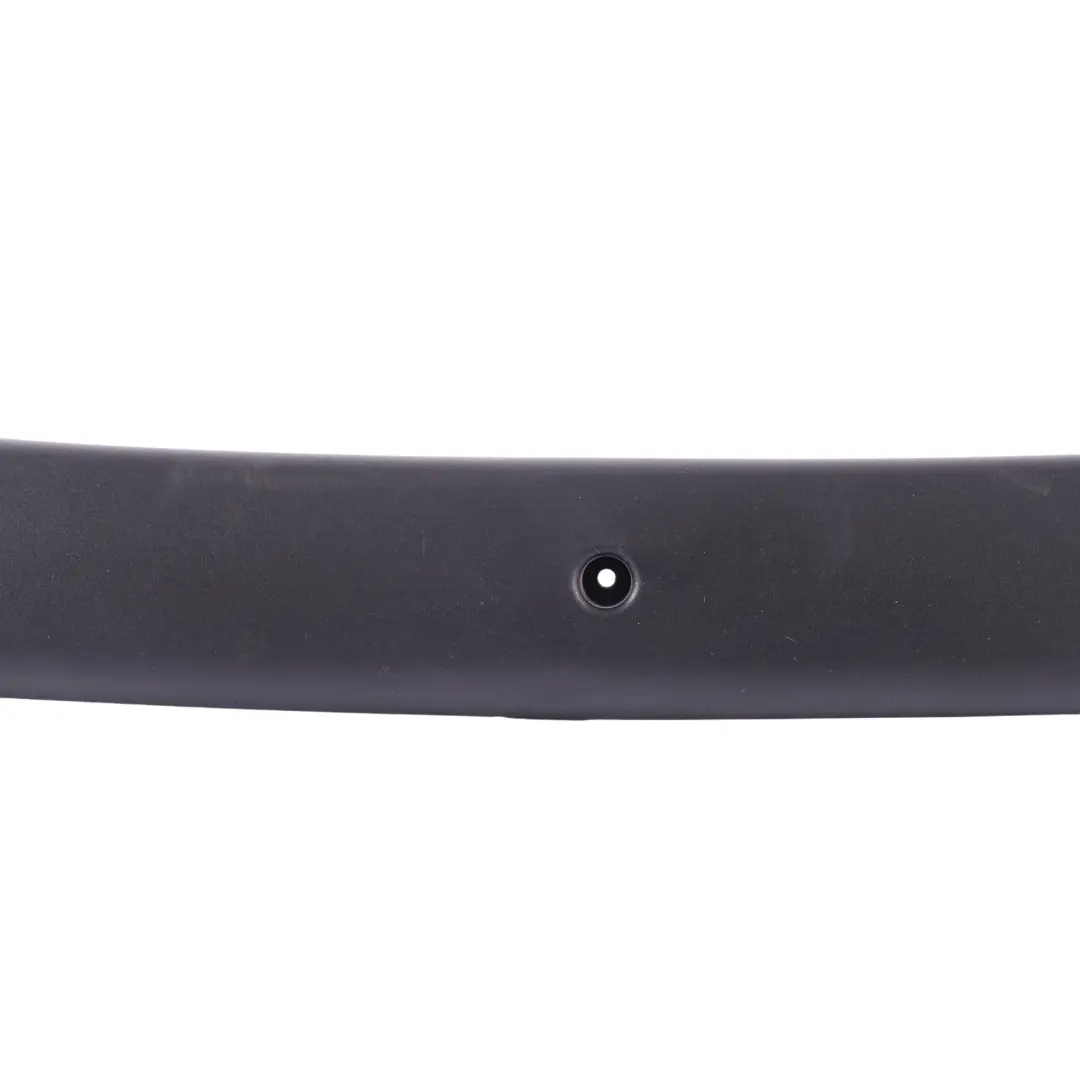 Porsche Cayenne 9PA Tapa Panel Lateral Portón Trasero Izquierdo - SKU 7L5867711A - Número de pieza 7L5867711A