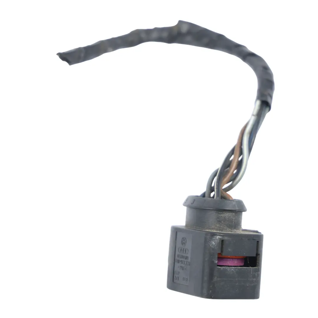 Tail Light Lamp Harness Loom Wire Left N/S to Porsche Cayenne 9PA Rear with Part number 7L5945095A Porsche Cayenne 9PA Rear Tail Light Lamp Harness Loom Wire Left N/S - SKU 7L5945095A-2 - Part number 7L5945095A