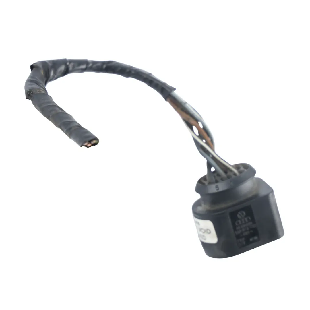 Wiązka Przewodów Lampy Tylnej Lewej do Porsche Cayenne 9PA o numerze 7L5945095A Porsche Cayenne 9PA Wiązka Przewodów Lampy Tylnej Lewej - SKU 7L5945095A-2 - Numer Części 7L5945095A
