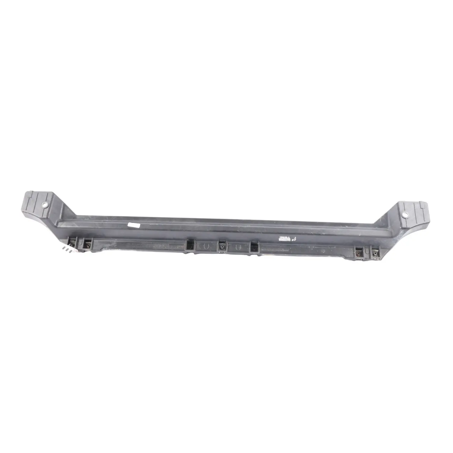 Volkswagen Touareg 7P Slam Panel Lower Cross Member Support Bracket 7P0805551