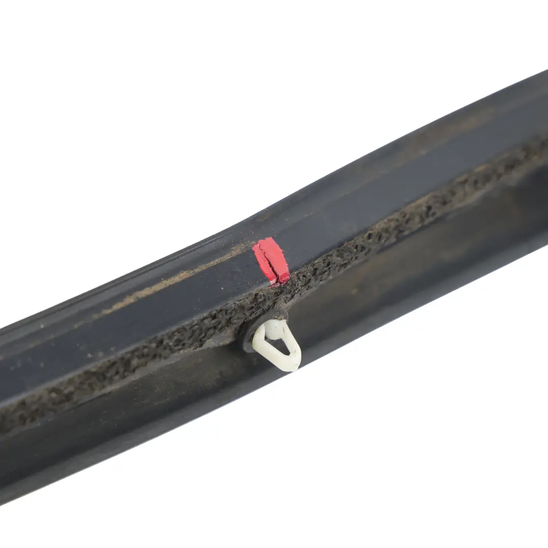 7P Joint Porte Caoutchouc Extérieur Arrière Gauche pour Volkswagen Touareg à propos du numéro de pièce 7P0839761K Volkswagen Touareg 7P Joint Porte Caoutchouc Extérieur Arrière Gauche - SKU 7P0839761K - Numéro de pièce 7P0839761K