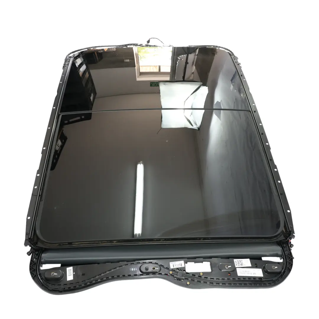 7P Panoramic Sunroof Sliding Roof Assembly to Volkswagen Touareg with Part number 7P0877041G Volkswagen Touareg 7P Panoramic Sunroof Sliding Roof Assembly - SKU 7P0877041G - Part number 7P0877041G