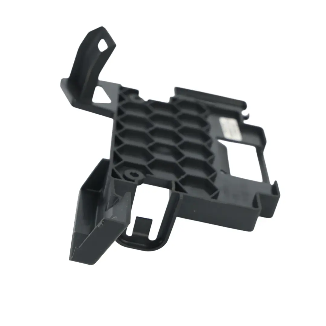 7P Diagnosis Interface Module Bracket Retainer to VW Volkswagen Touareg with Part number 7P0907333A VW Volkswagen Touareg 7P Diagnosis Interface Module Bracket Retainer - SKU RHD-7P0907333A - Part number 7P0907333A