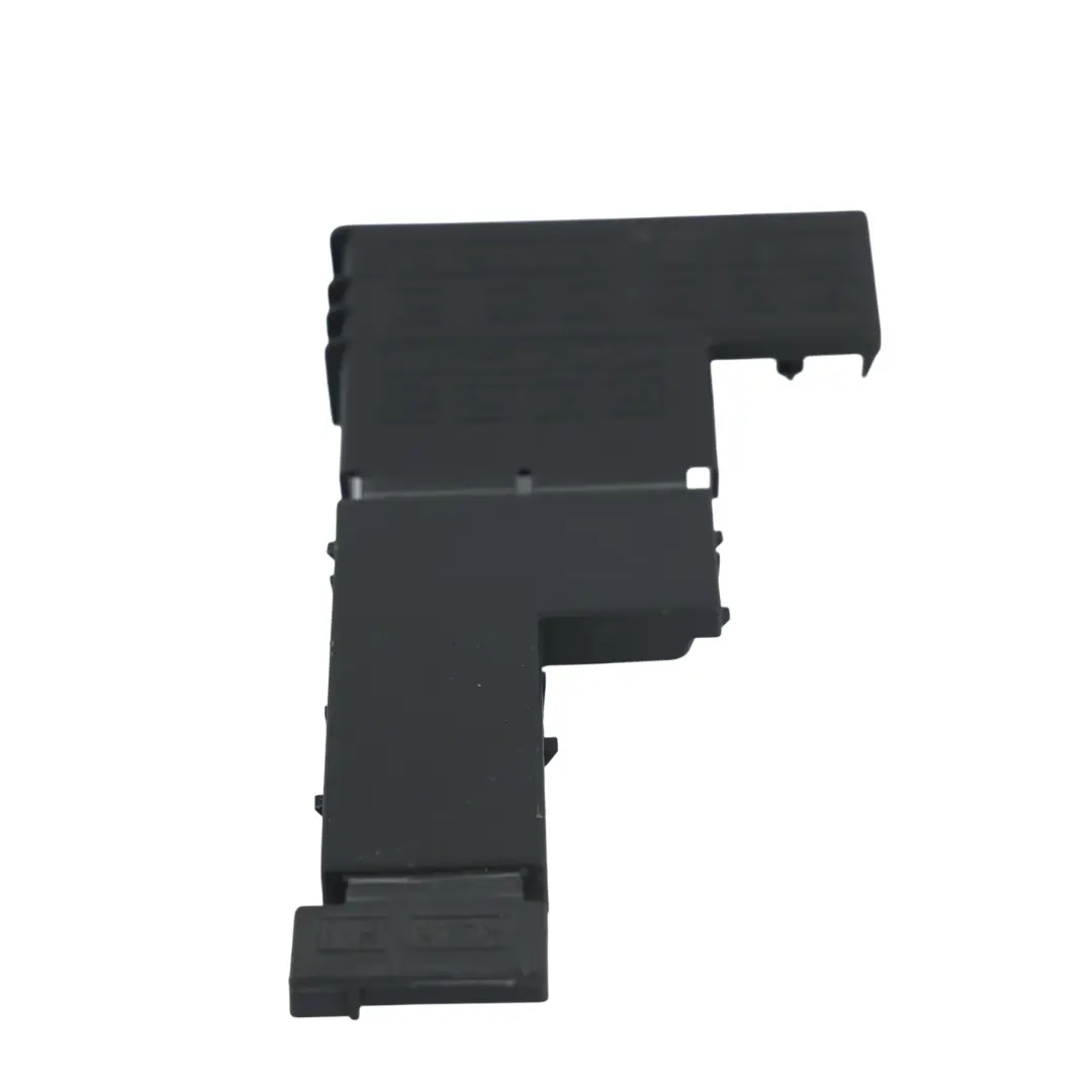 Volkswagen Touareg 7P Boîte à Fusibles Calculateur Cache Habillage - SKU 7P0937132 - Numéro de pièce 7P0937132