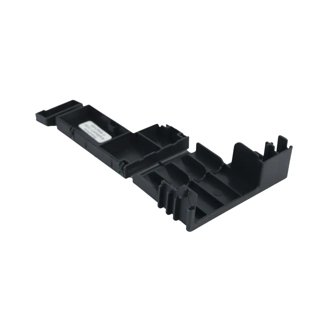 Volkswagen Touareg 7P Caja Fusibles Unidad Control Tapa Panel - SKU 7P0937132 - Número de pieza 7P0937132