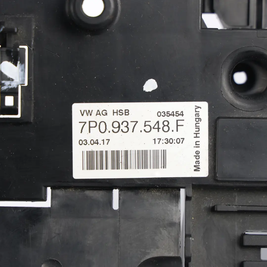 7P Caja Fusibles Unidad Control Tapa Embellecedor para Volkswagen Touareg con número de pieza 7P0937132A Volkswagen Touareg 7P Caja Fusibles Unidad Control Tapa Embellecedor - SKU 7P0937132A - Número de pieza 7P0937132A