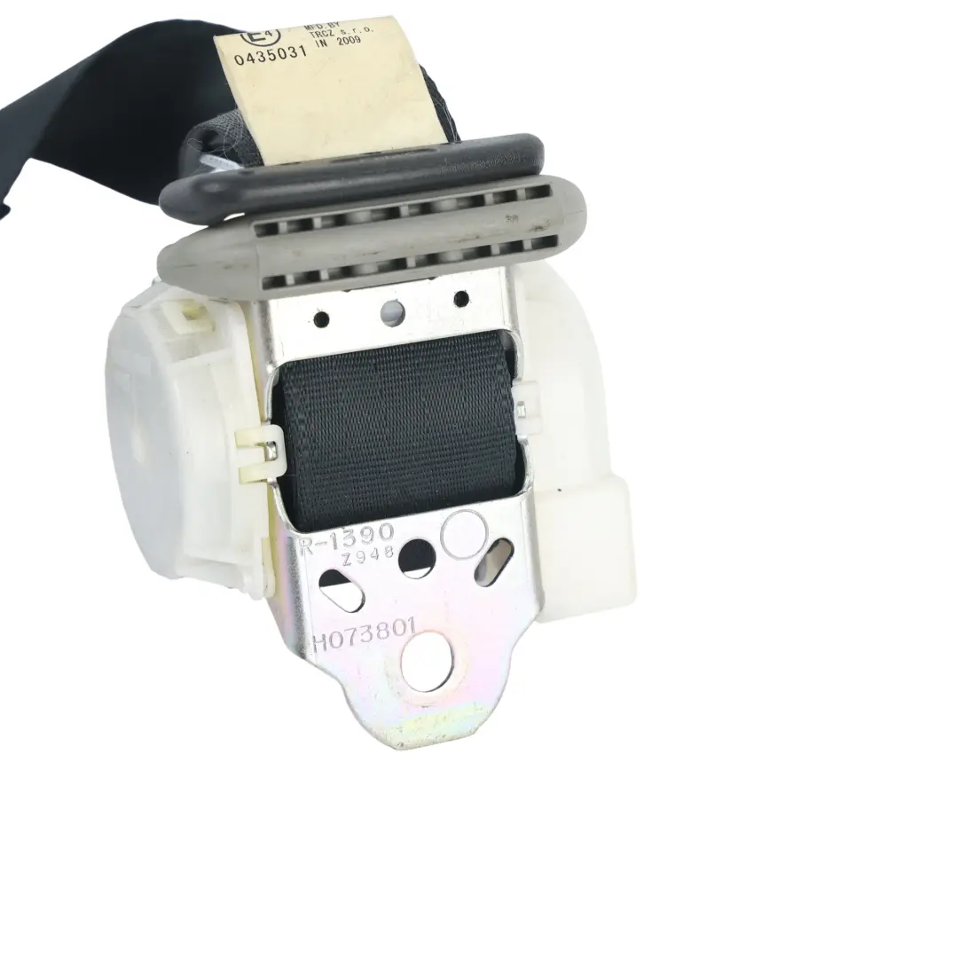 Belt Rear Right O/S to Toyota Yaris P9 Seat with Part number 7P1610 Toyota Yaris P9 Seat Belt Rear Right O/S - SKU 733600D091C0 - Part number 7P1610