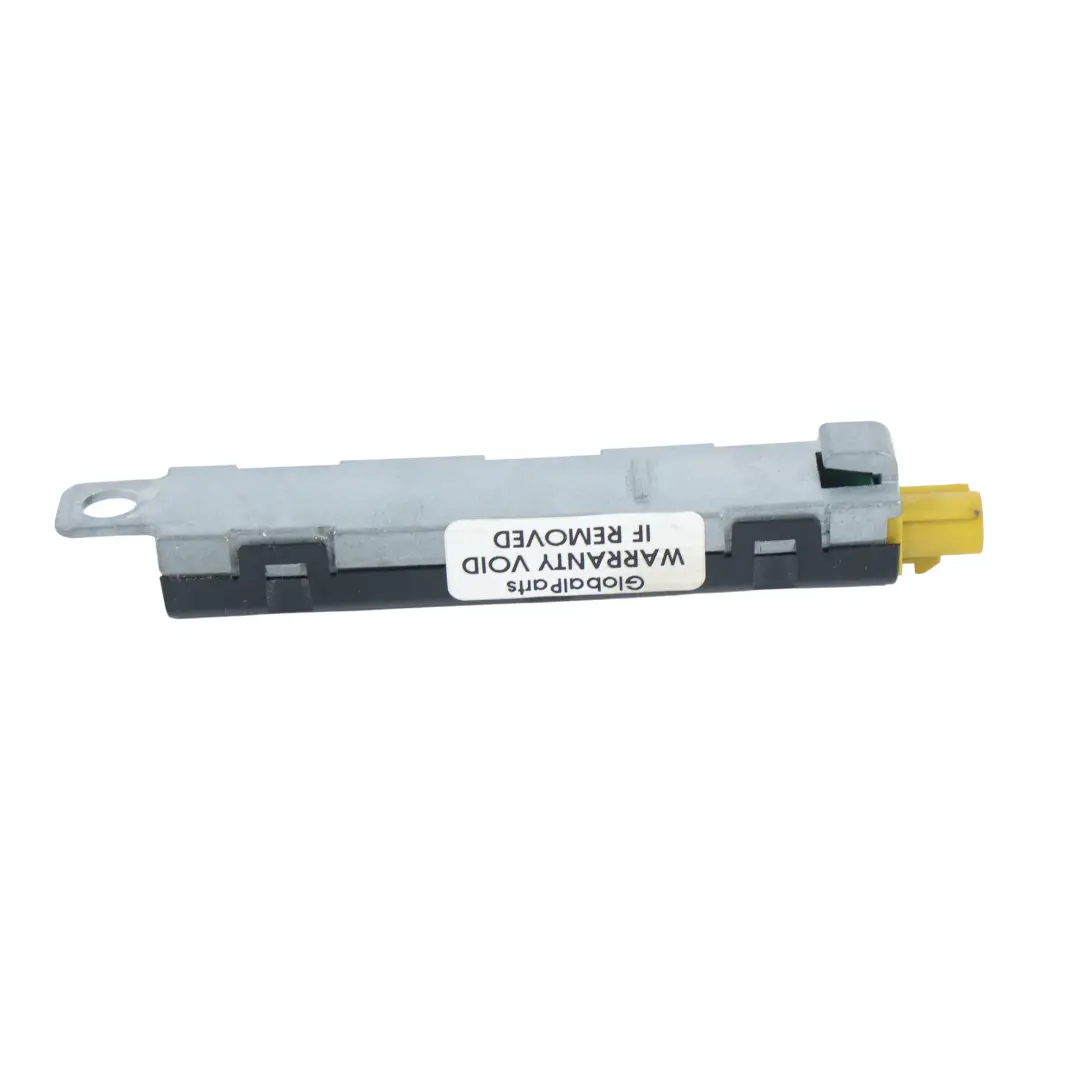 7P Moduł Anteny Wzmacniacz Sygnału Tylny Prawy do VW Touareg o numerze 7P6035552N VW Touareg 7P Moduł Anteny Wzmacniacz Sygnału Tylny Prawy - SKU 7P6035552N - Numer Części 7P6035552N