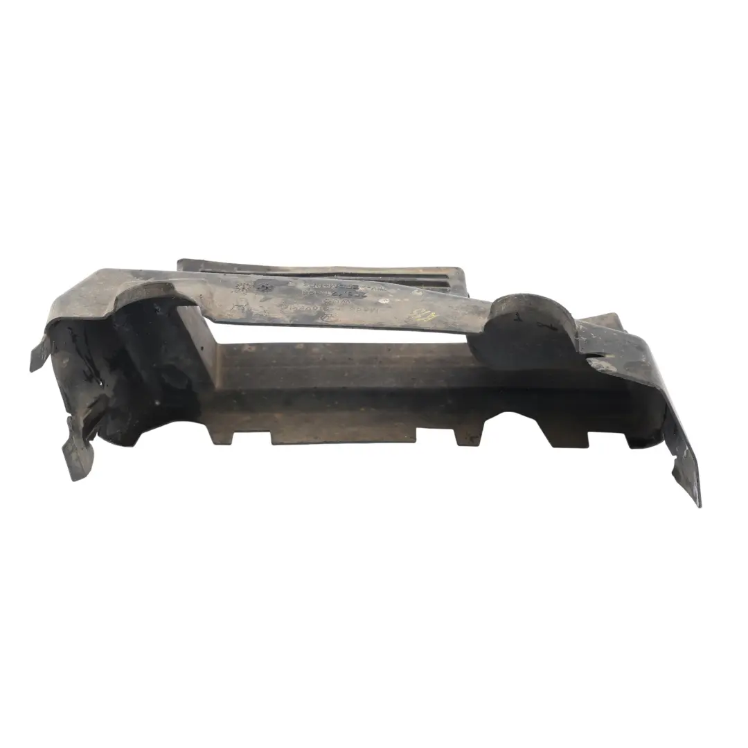 Volkswagen Touareg 7P Mk2 Conduit Guide Air Admission Droit - SKU 7P6121396 - Numéro de pièce 7P6121396