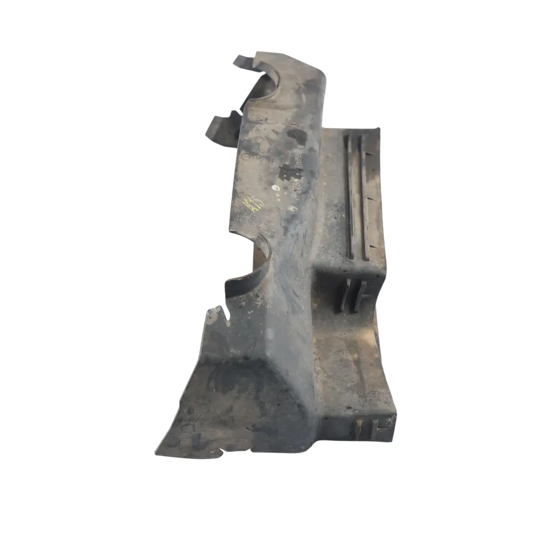 7P Mk2 Air Intake Duct Guide Channel Right O/S to Volkswagen Touareg with Part number 7P6121396 Volkswagen Touareg 7P Mk2 Air Intake Duct Guide Channel Right O/S - SKU 7P6121396 - Part number 7P6121396