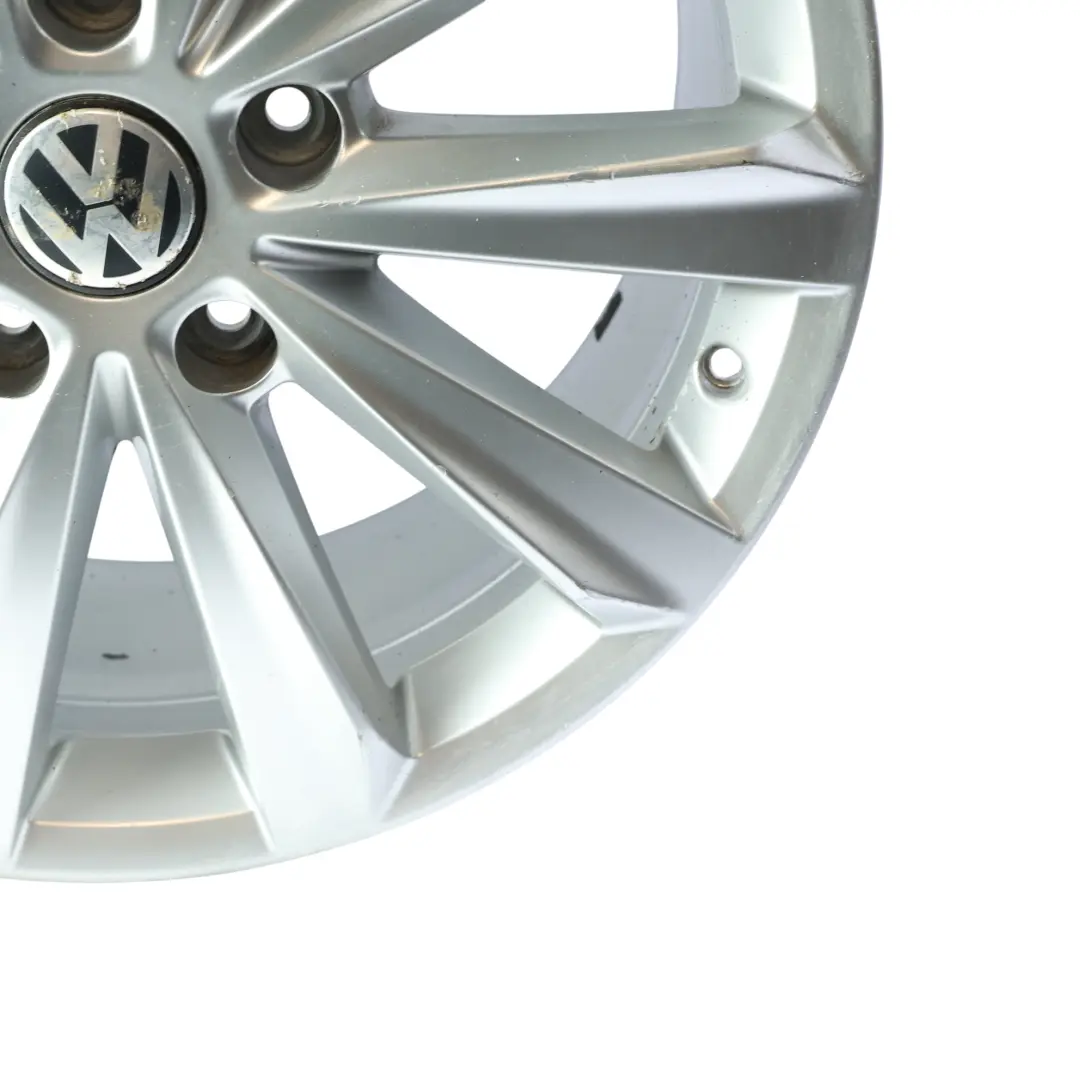 7P Alufelge Silber 19" 8,5J ET:59 für Volkswagen Touareg mit Teilenummer 7P6601025P Volkswagen Touareg 7P Alufelge Silber 19" 8,5J ET:59 - SKU 7P6601025P-2 - Teilenummer 7P6601025P