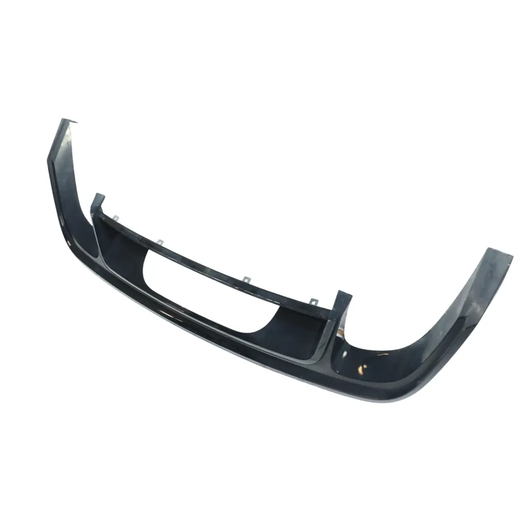 7P Difusor Inferior Parachoques Trasero Negro para Volkswagen Touareg con número de pieza 7P6807482F Volkswagen Touareg 7P Difusor Inferior Parachoques Trasero Negro - SKU 7P6807482F - Número de pieza 7P6807482F