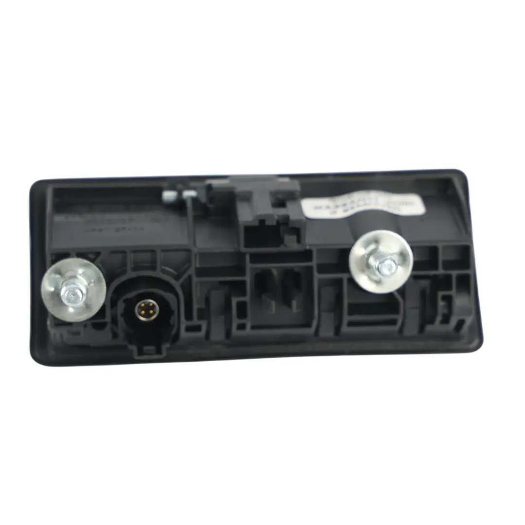 7P Klamka Klapy Bagażnika Kamera Cofania do Volkswagen Touareg o numerze 7P6827566F Volkswagen Touareg 7P Klamka Klapy Bagażnika Kamera Cofania - SKU 7P6827566F - Numer Części 7P6827566F