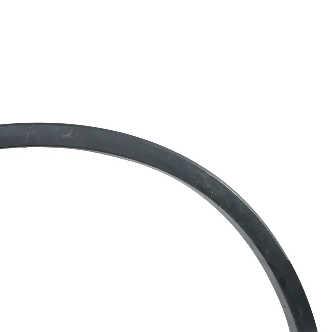 7P Listwa Nadkola Błotnika Lewy Tył do Volkswagen Touareg o numerze 7P6854819B Volkswagen Touareg 7P Listwa Nadkola Błotnika Lewy Tył - SKU 7P6854819B - Numer Części 7P6854819B