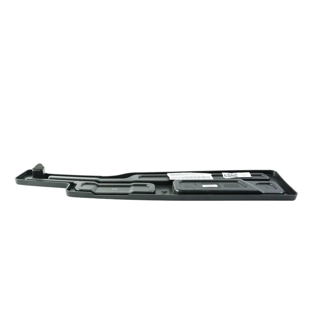 Volkswagen Touareg 7P Osłona Słupka D Górna Prawa - SKU 7P6867246 - Numer Części 7P6867246