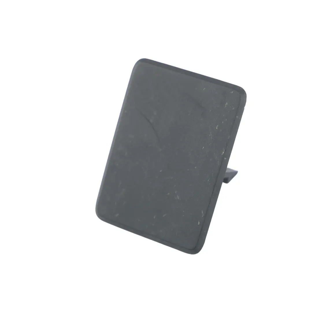 Volkswagen Touareg 7P Cache Commande Déverrouillage Dossier Hayon - SKU 7P6868172 - Numéro de pièce 7P6868172