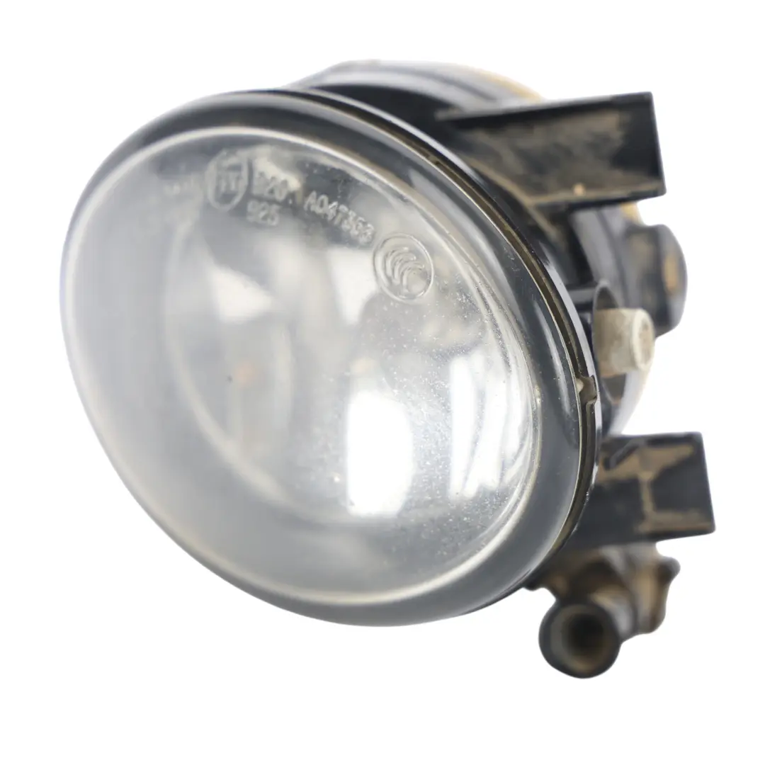 Volkswagen Touareg Mk2 7P Faro Antiniebla Delantero Derecho - SKU 7P6941700E - Número de pieza 7P6941700E