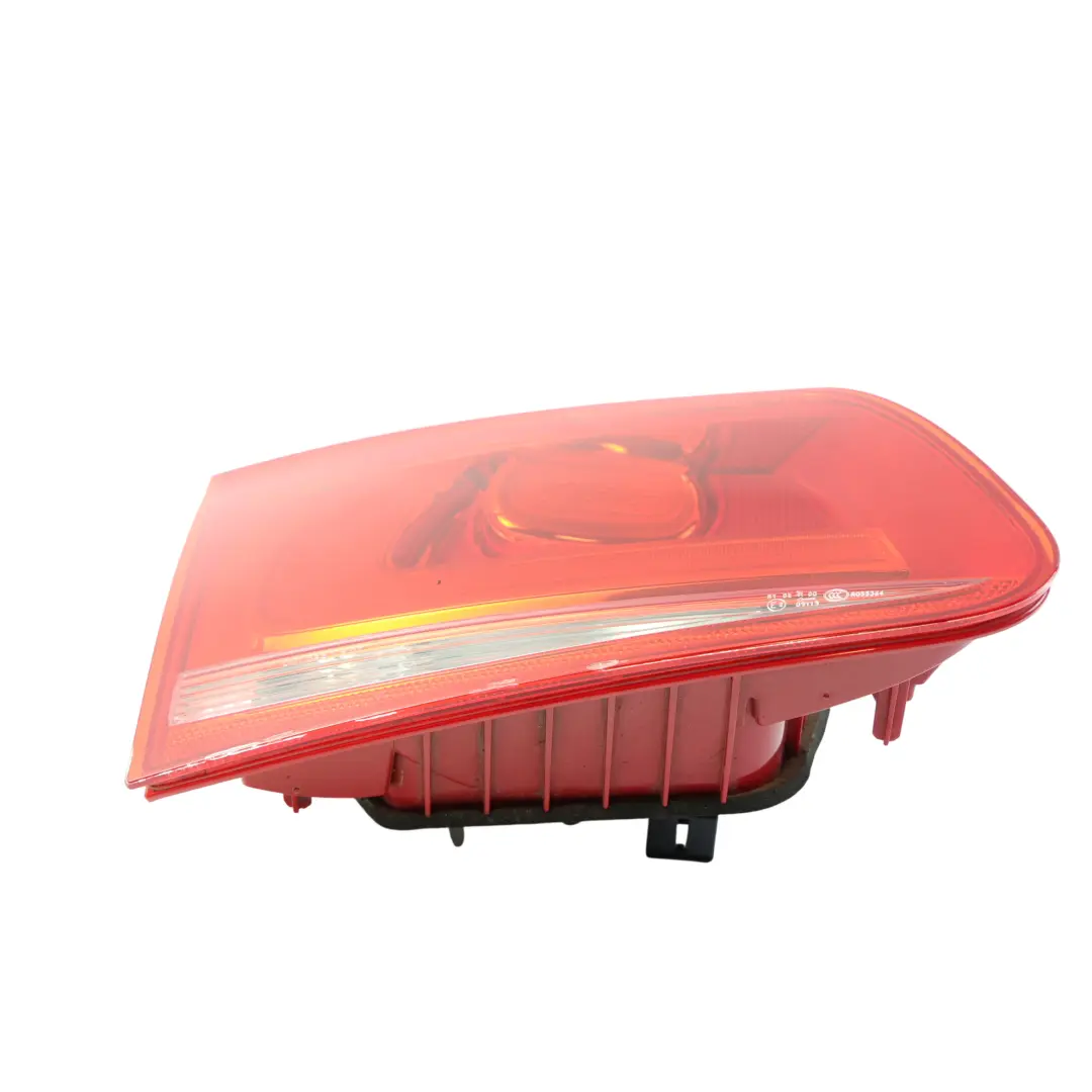 7P Rückleuchte Innen Hinten Links für Volkswagen Touareg mit Teilenummer 7P6945093B Volkswagen Touareg 7P Rückleuchte Innen Hinten Links - SKU 7P6945093B - Teilenummer 7P6945093B