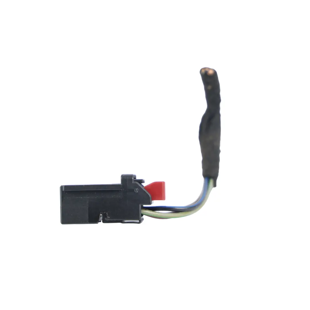 Volkswagen Touareg 7P Feu Arrière Douille Lampe Câble Droit - SKU 7P6945094B-2 - Numéro de pièce 7P6945094B