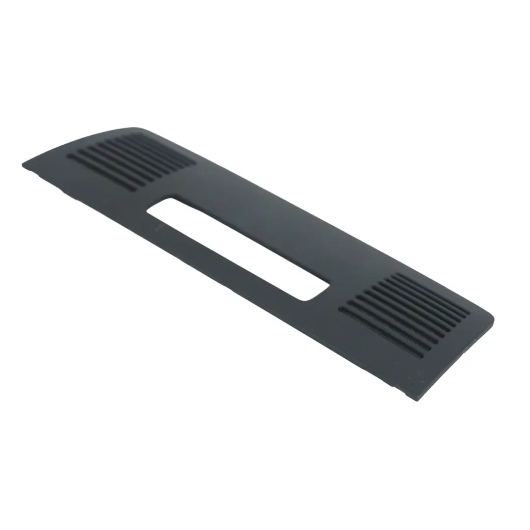 7P Cubierta Luz Lectura Techo Interior Delantera para Volkswagen Touareg con número de pieza 7P6947134A Volkswagen Touareg 7P Cubierta Luz Lectura Techo Interior Delantera - SKU 7P6947134A-2 - Número de pieza 7P6947134A