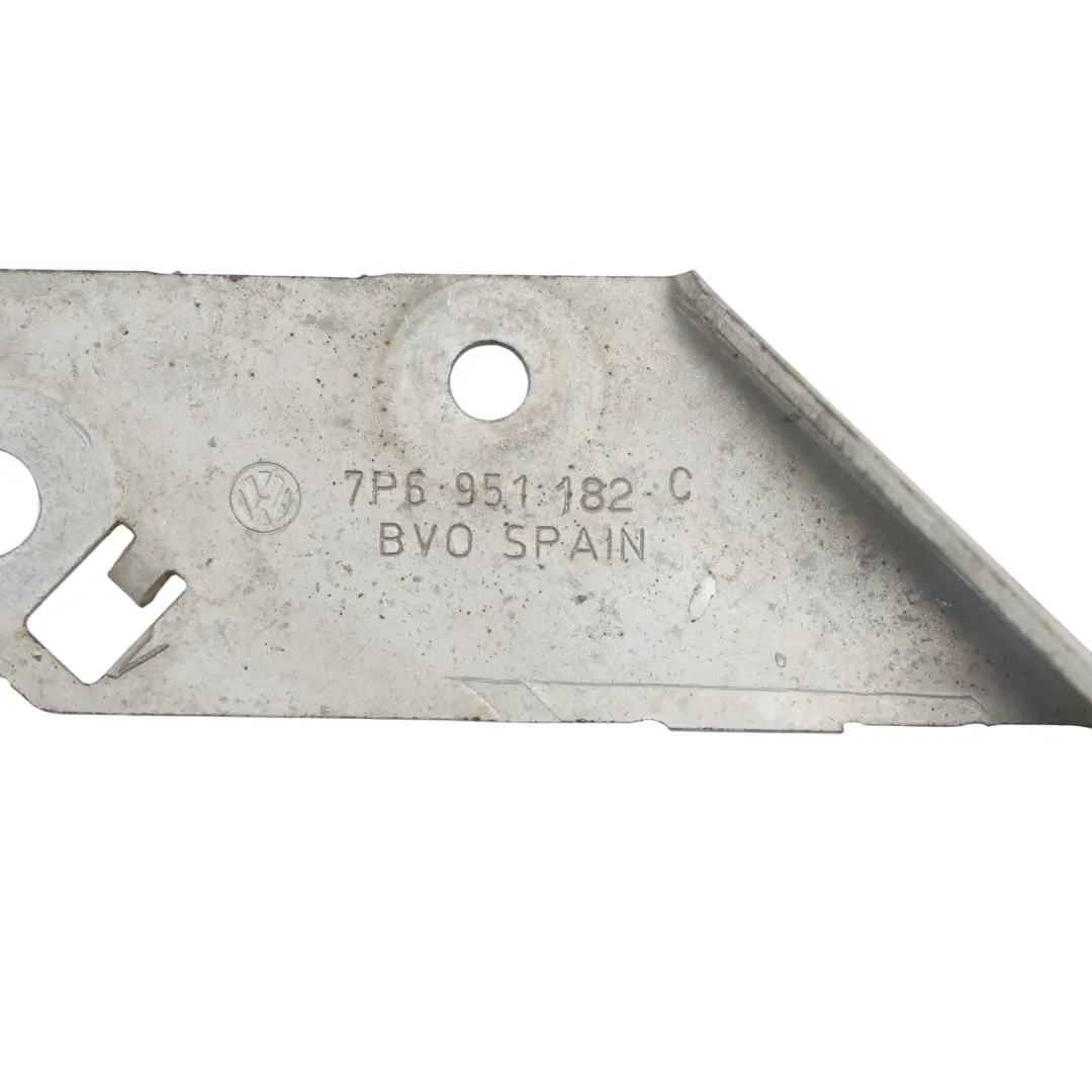 7P Support Klaxon Grave Fixation Support pour Volkswagen Touareg à propos du numéro de pièce 7P6951182C Volkswagen Touareg 7P Support Klaxon Grave Fixation Support - SKU 7P6951182C - Numéro de pièce 7P6951182C