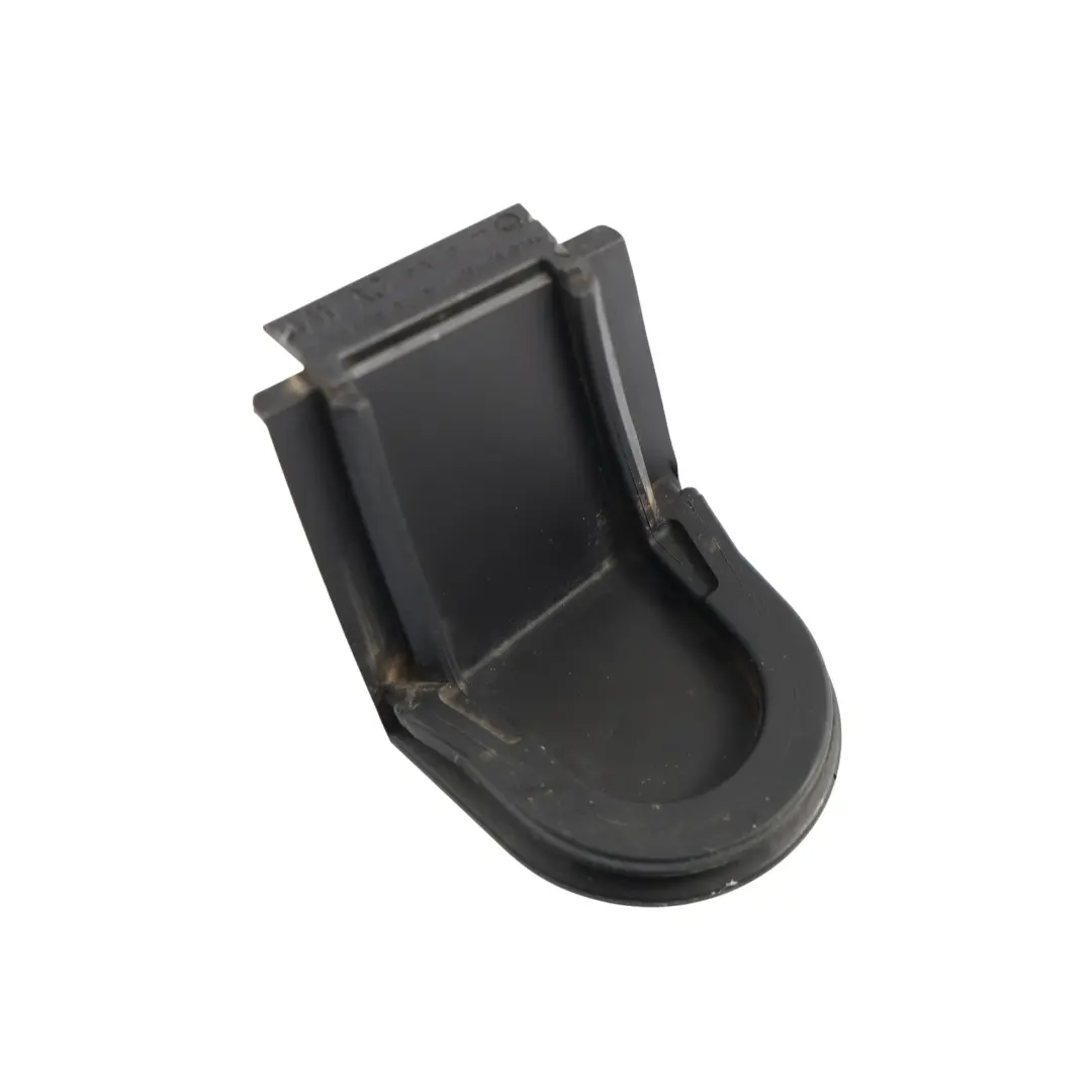 7P Embellecedor Cubierta Caja Agua Pasacables para Volkswagen Touareg con número de pieza 7P6971908A Volkswagen Touareg 7P Embellecedor Cubierta Caja Agua Pasacables - SKU 7P6971908A - Número de pieza 7P6971908A
