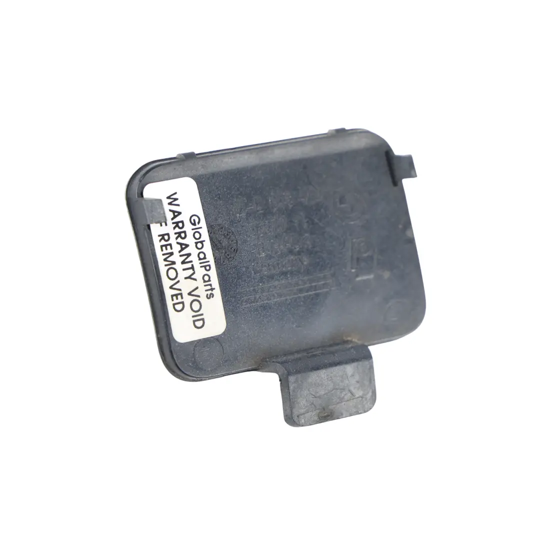 Tapa Ojal Remolque Paragolpes Trasero Plata Titanio 354 para BMW E82 E88 con número de pieza 8045461 BMW E82 E88 Tapa Ojal Remolque Paragolpes Trasero Plata Titanio 354 - SKU 8045461-TS - Número de pieza 8045461