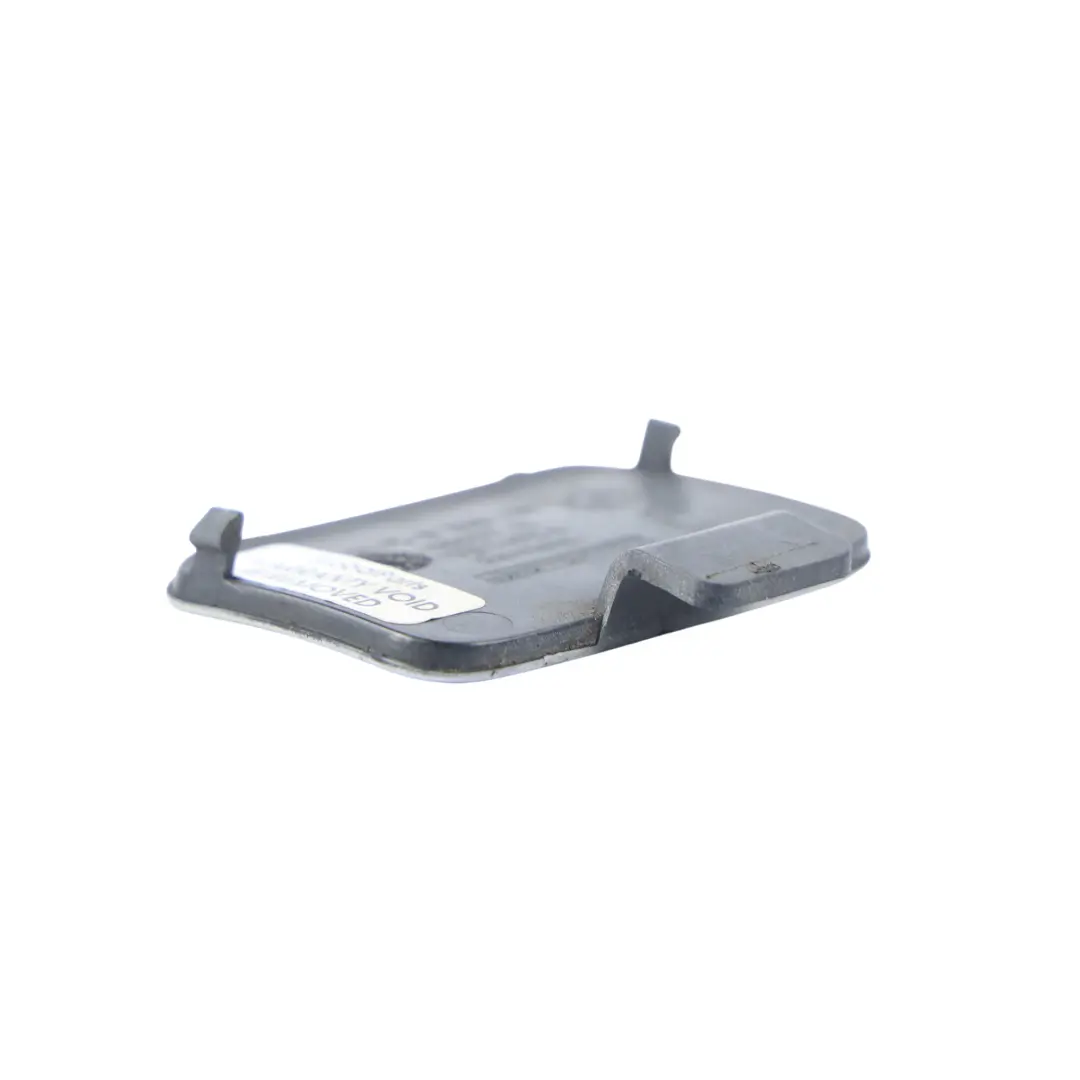 Tapa Ojal Remolque Paragolpes Trasero Plata Titanio 354 para BMW E82 E88 con número de pieza 8045461 BMW E82 E88 Tapa Ojal Remolque Paragolpes Trasero Plata Titanio 354 - SKU 8045461-TS - Número de pieza 8045461