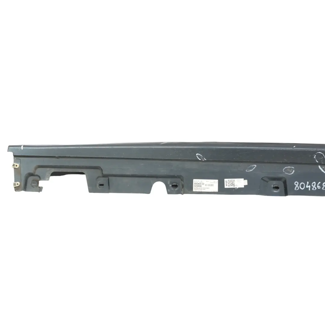 Moldura Faldón Lateral Derecho Gris Singapore B41 para BMW F10 F11 M Sport M5 con número de pieza 8048686 BMW F10 F11 M Sport M5 Moldura Faldón Lateral Derecho Gris Singapore B41 - SKU 8048686-SIG - Número de pieza 8048686