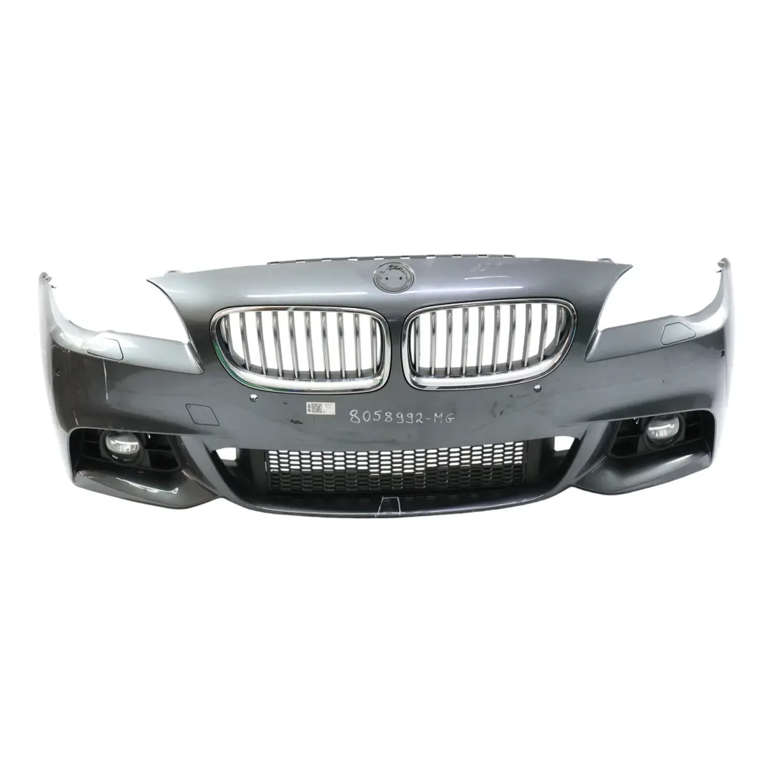 M-Pakiet Zderzak Przedni Mineralgrau Szary Metalik - B39 do BMW F10 F11 LCI o numerze 8058992 BMW F10 F11 LCI M-Pakiet Zderzak Przedni Mineralgrau Szary Metalik - B39 - SKU 8058992-MG - Numer Części 8058992