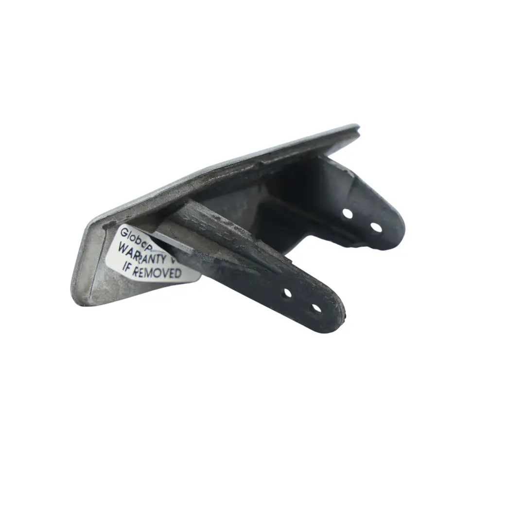 Front Bumper Nozzle Jet Cap M Sport Right O/S Glacier Silber - A83 to BMW F30 F31 with Part number 8067970 BMW F30 F31 Front Bumper Nozzle Jet Cap M Sport Right O/S Glacier Silber - A83 - SKU 8067970-GSB - Part number 8067970