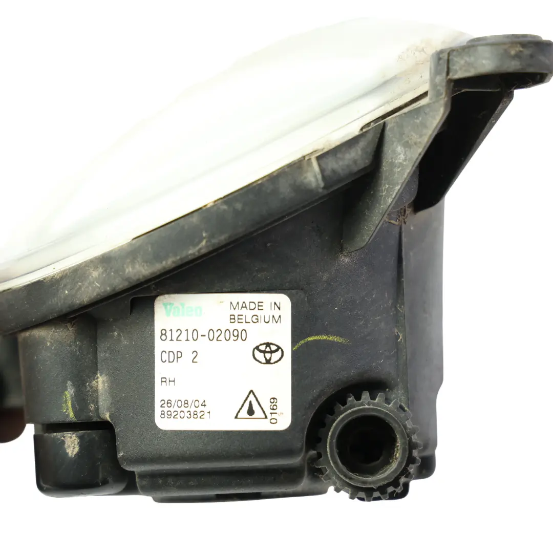 Fendinebbia Paraurti Anteriore Destro per Toyota Corolla E12 con numero di parte 8121002090 Toyota Corolla E12 Fendinebbia Paraurti Anteriore Destro - SKU 8121002090 - Numero di parte 8121002090