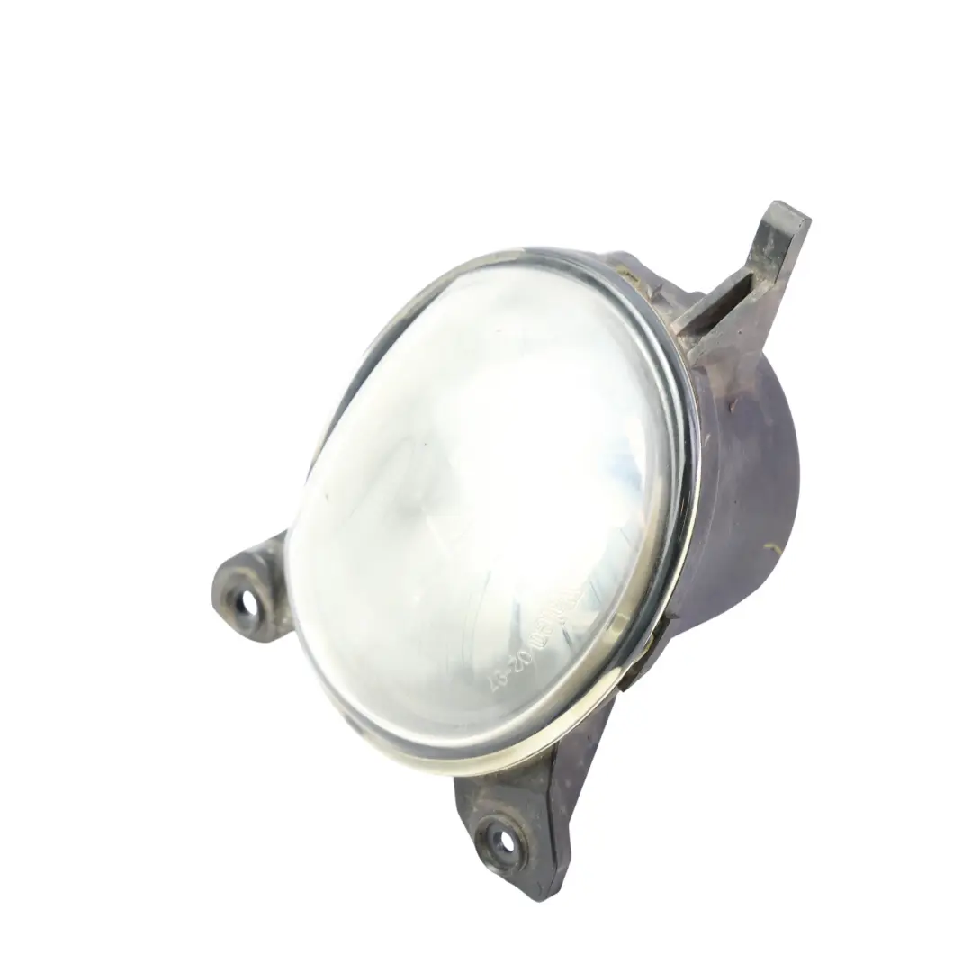Faro Antiniebla Parachoques Delantero Derecho para Toyota Corolla E12 con número de pieza 8121002090 Toyota Corolla E12 Faro Antiniebla Parachoques Delantero Derecho - SKU 8121002090 - Número de pieza 8121002090