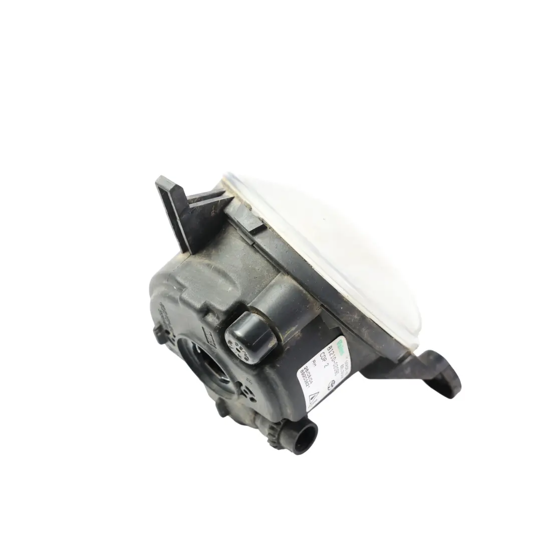 Frontstoßstange Nebelscheinwerfer Rechts für Toyota Corolla E12 mit Teilenummer 8121002090 Toyota Corolla E12 Frontstoßstange Nebelscheinwerfer Rechts - SKU 8121002090 - Teilenummer 8121002090