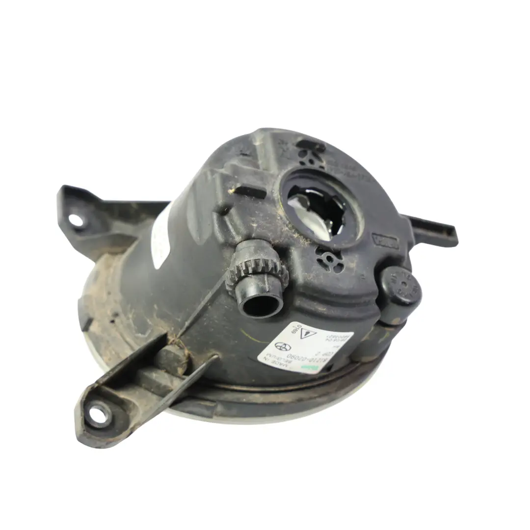 Toyota Corolla E12 Halogen Przeciwmgłowy Przedni Prawy - SKU 8121002090 - Numer Części 8121002090