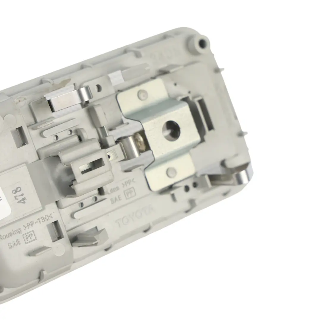 Toyota Corolla E12 Plafonnier Lampe Lecture Arrière Gris - SKU 8124013030B0 - Numéro de pièce 8124013030B0